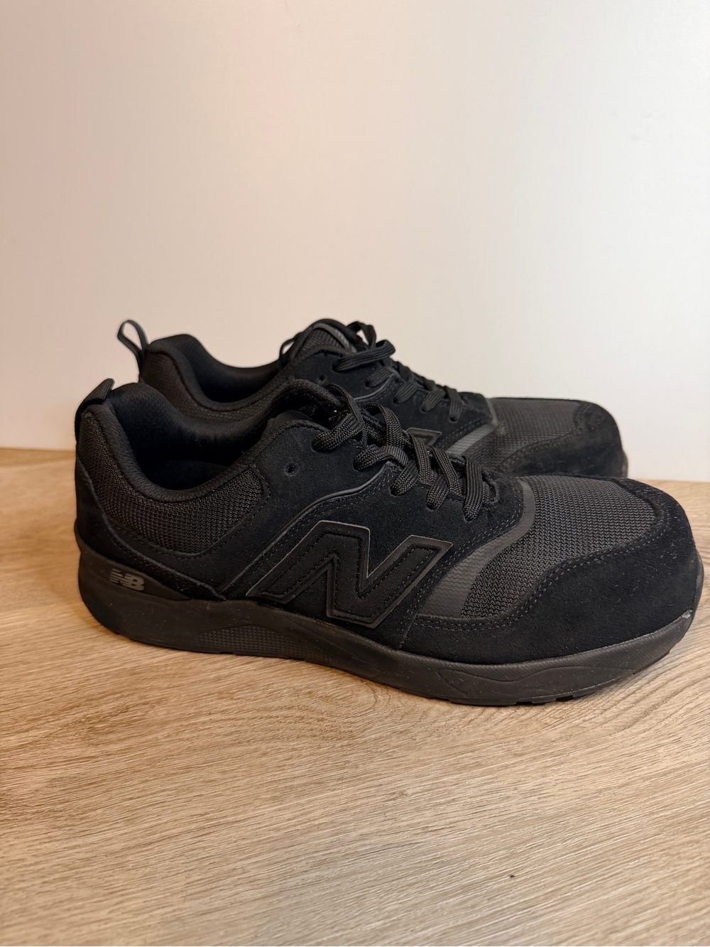New Balance Men’s Composite Toe Work Shoe